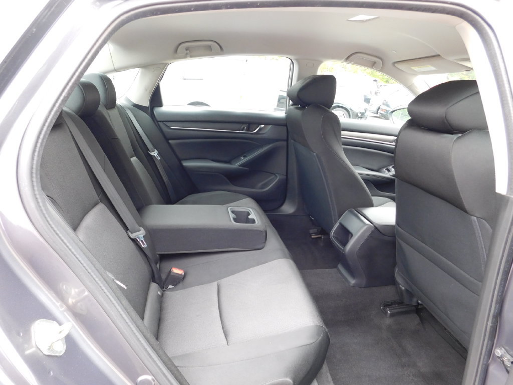 Used 2019 Honda Accord LX image 9