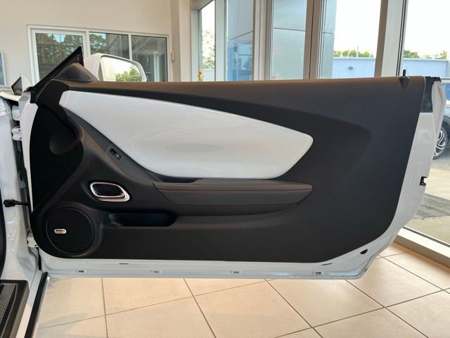 Used 2011 Chevrolet Camaro SS w/ RS Package image 30