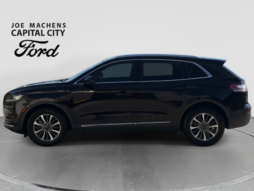 Used 2023 Lincoln Nautilus AWD w/ Premium Package image 8