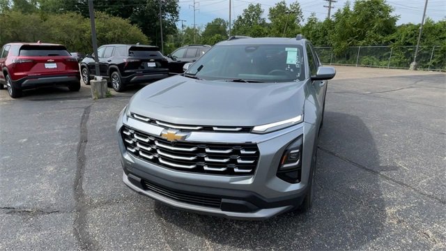 New 2026 Chevrolet Equinox LT w/ Convenience Package II image 5