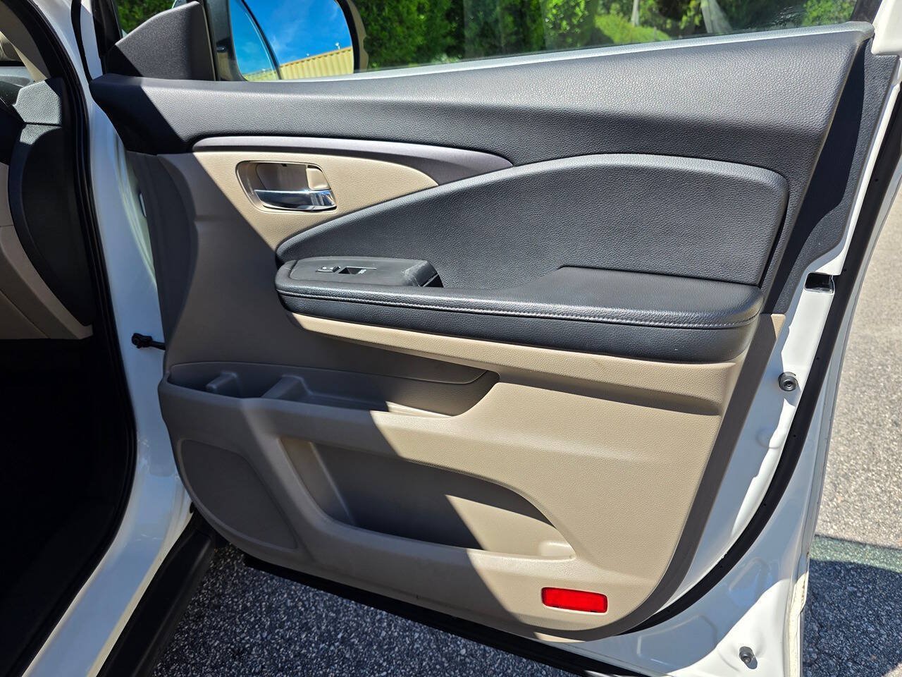 Used 2017 Honda Pilot EX-L image 37
