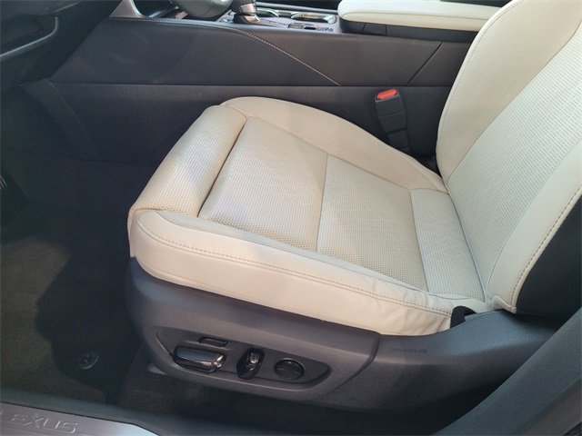 Used 2024 Lexus RX 350h image 16