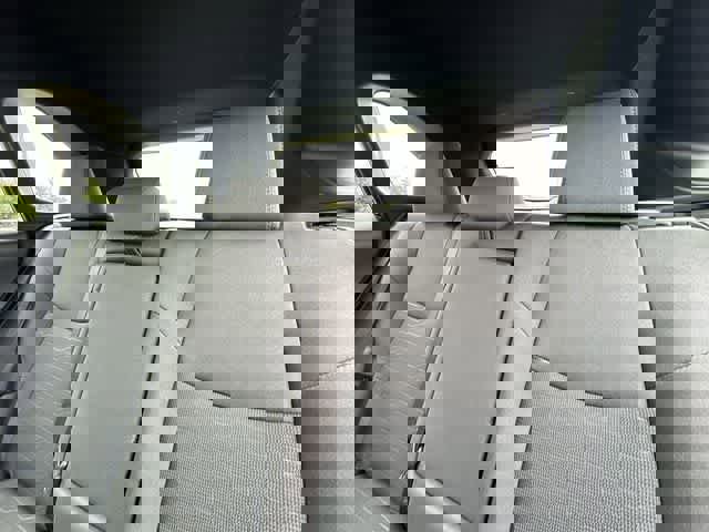 Used 2025 Toyota RAV4 SE image 16