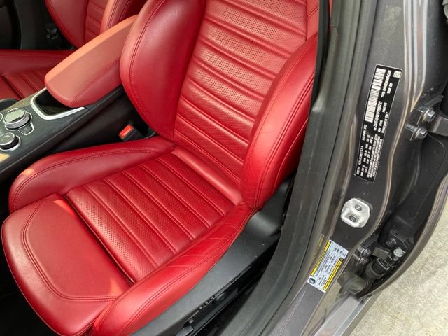 Used 2023 Alfa Romeo Giulia Sprint AWD/4WD image 15