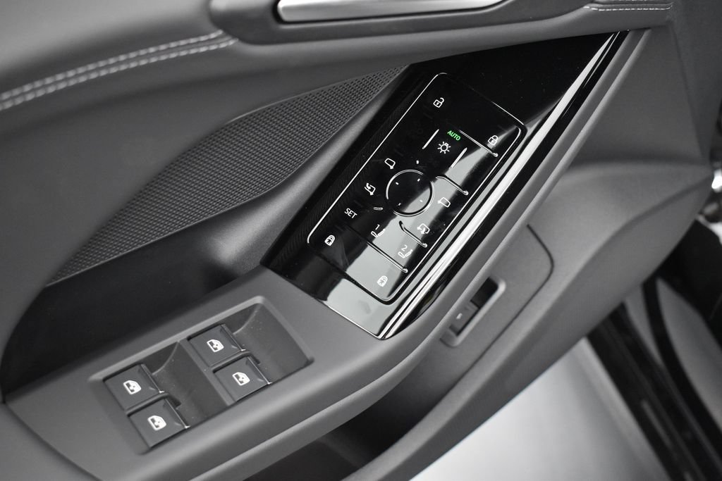 New 2027 Audi A6 e-tron Premium RWD image 6