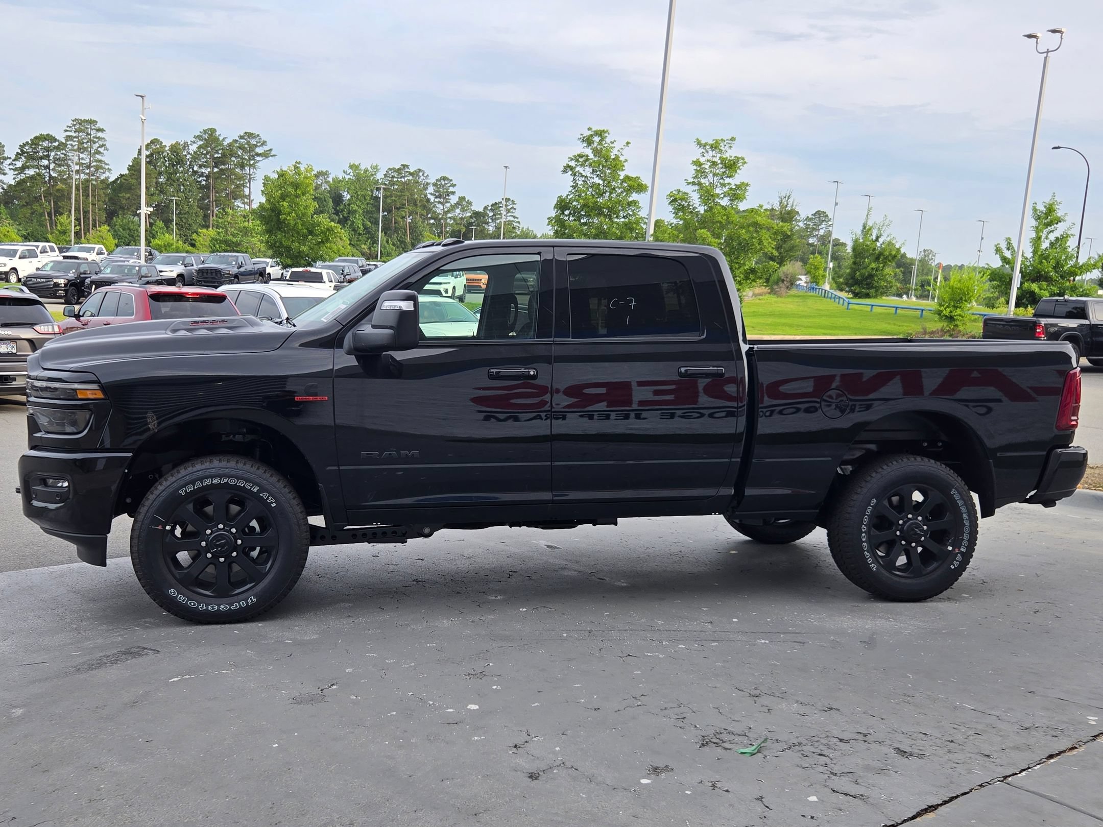 New 2026 RAM 2500 Laramie w/ Night Edition AWD/4WD image 4