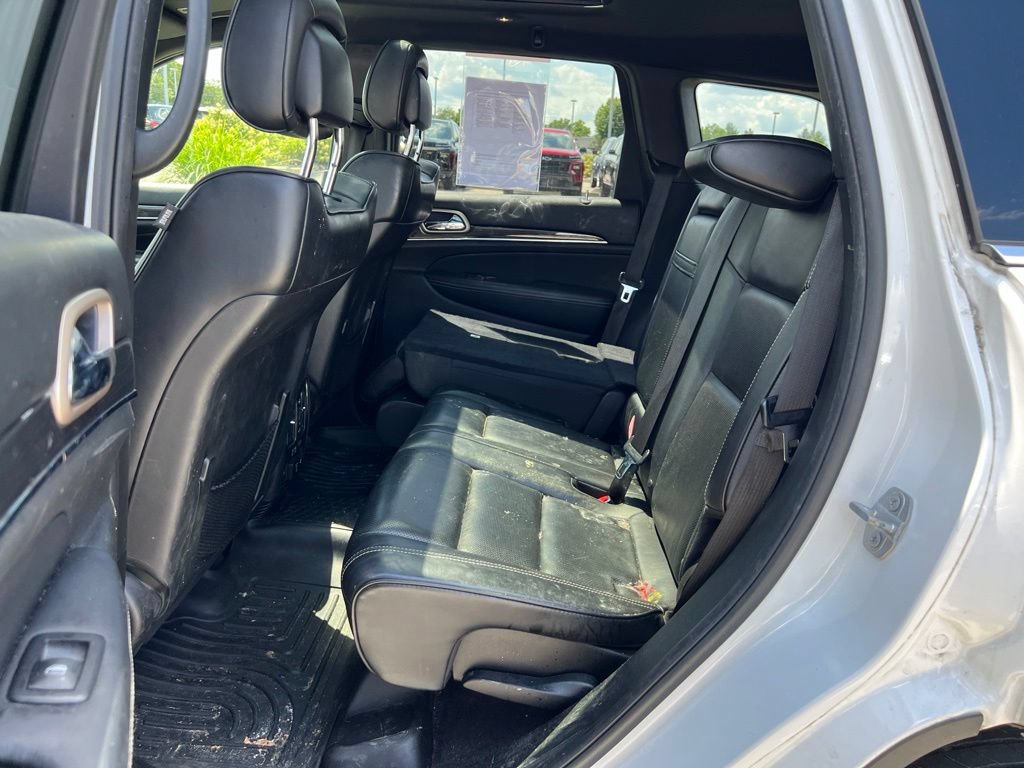 Used 2017 Jeep Grand Cherokee Overland AWD/4WD image 9