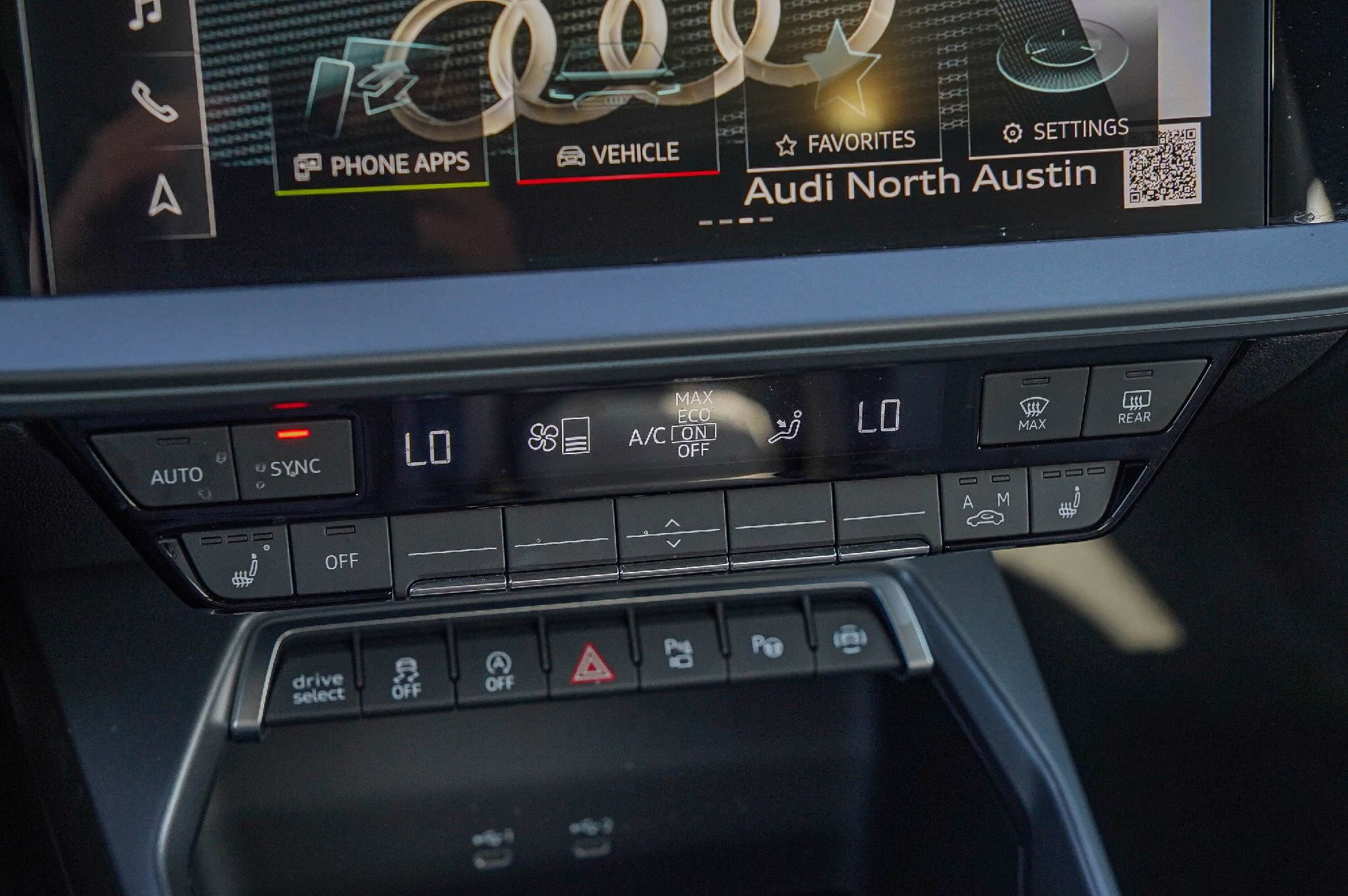 Certified 2025 Audi A3 2.0T Premium w/ Convenience Package image 18