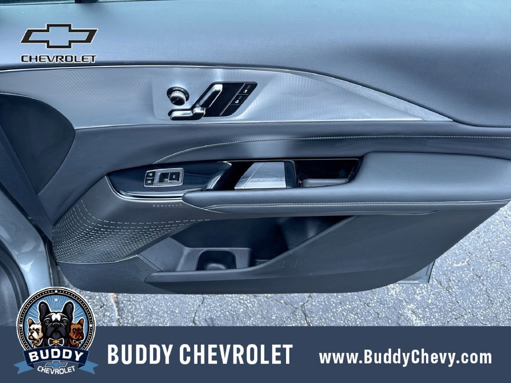Used 2024 Cadillac Lyriq Tech RWD image 33