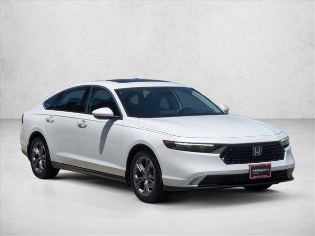 Used 2024 Honda Accord EX image 3