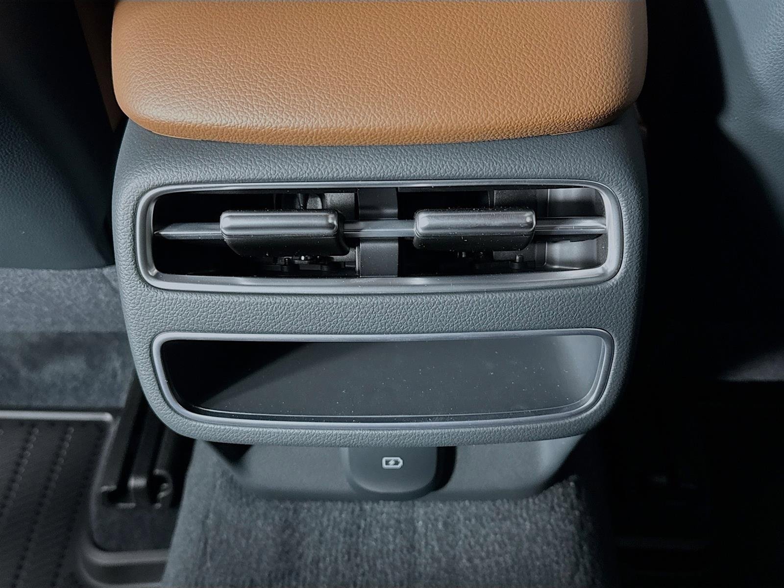 New 2026 Genesis GV70 2.5T Advanced image 27