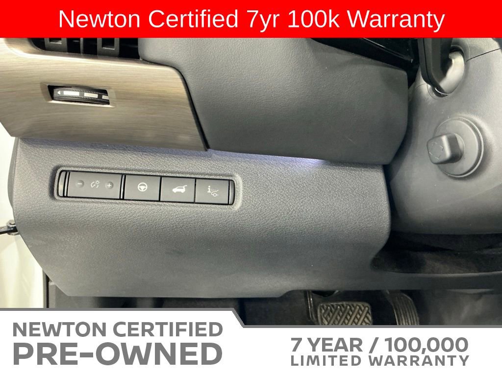 Used 2023 Nissan Pathfinder Platinum AWD/4WD image 43