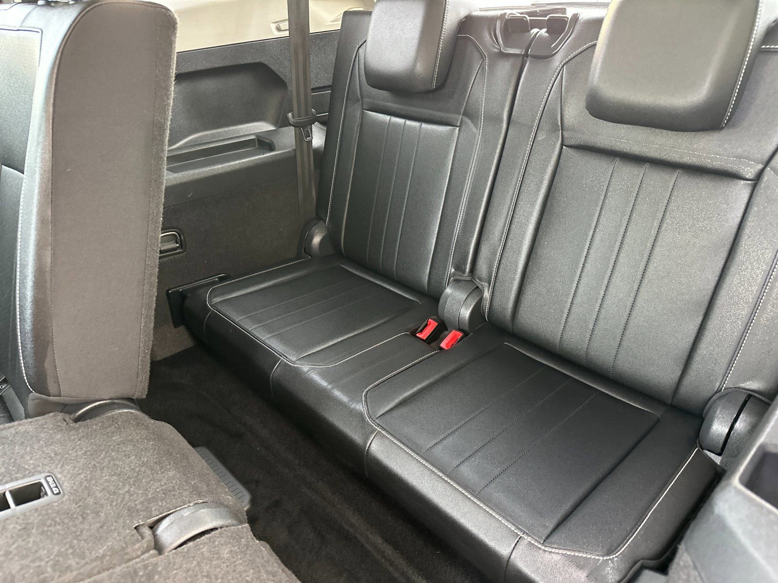 Used 2023 Volkswagen Tiguan SE FWD image 17