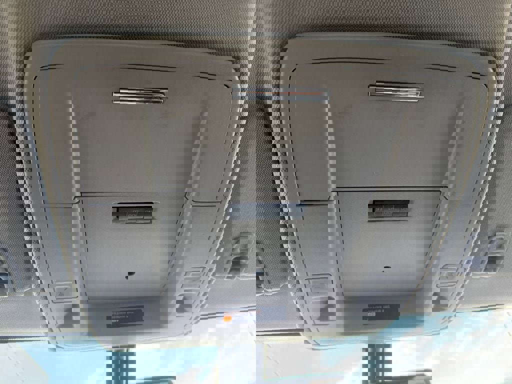 Used 2018 Chevrolet Silverado 1500 LT w/ Midnight Edition image 25