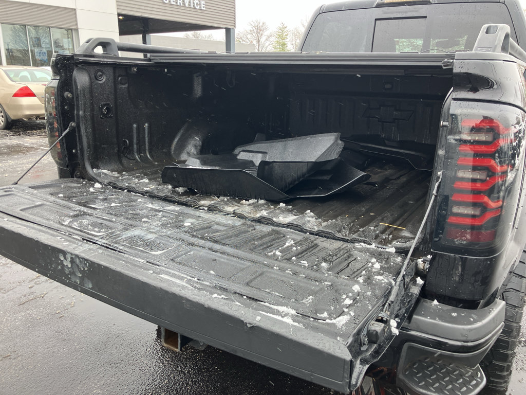 Used 2018 Chevrolet Silverado 2500 LTZ image 8