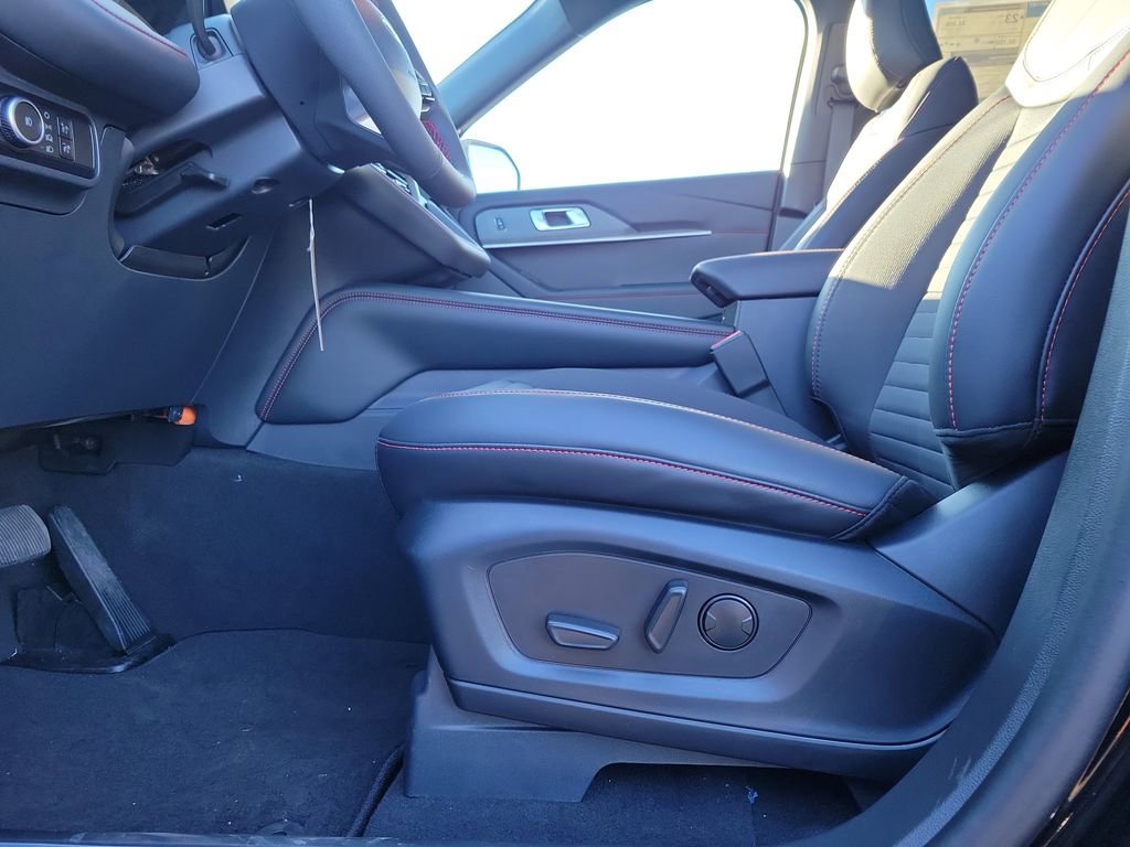 New 2026 Ford Explorer ST-Line image 17