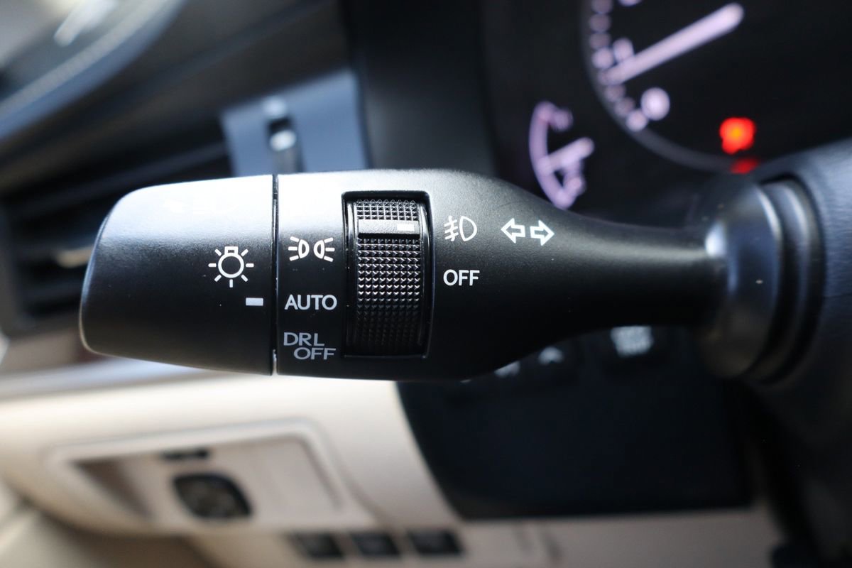 Used 2014 Lexus ES 350 image 32