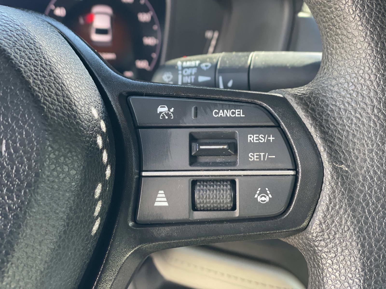 Certified 2023 Honda Accord EX image 6