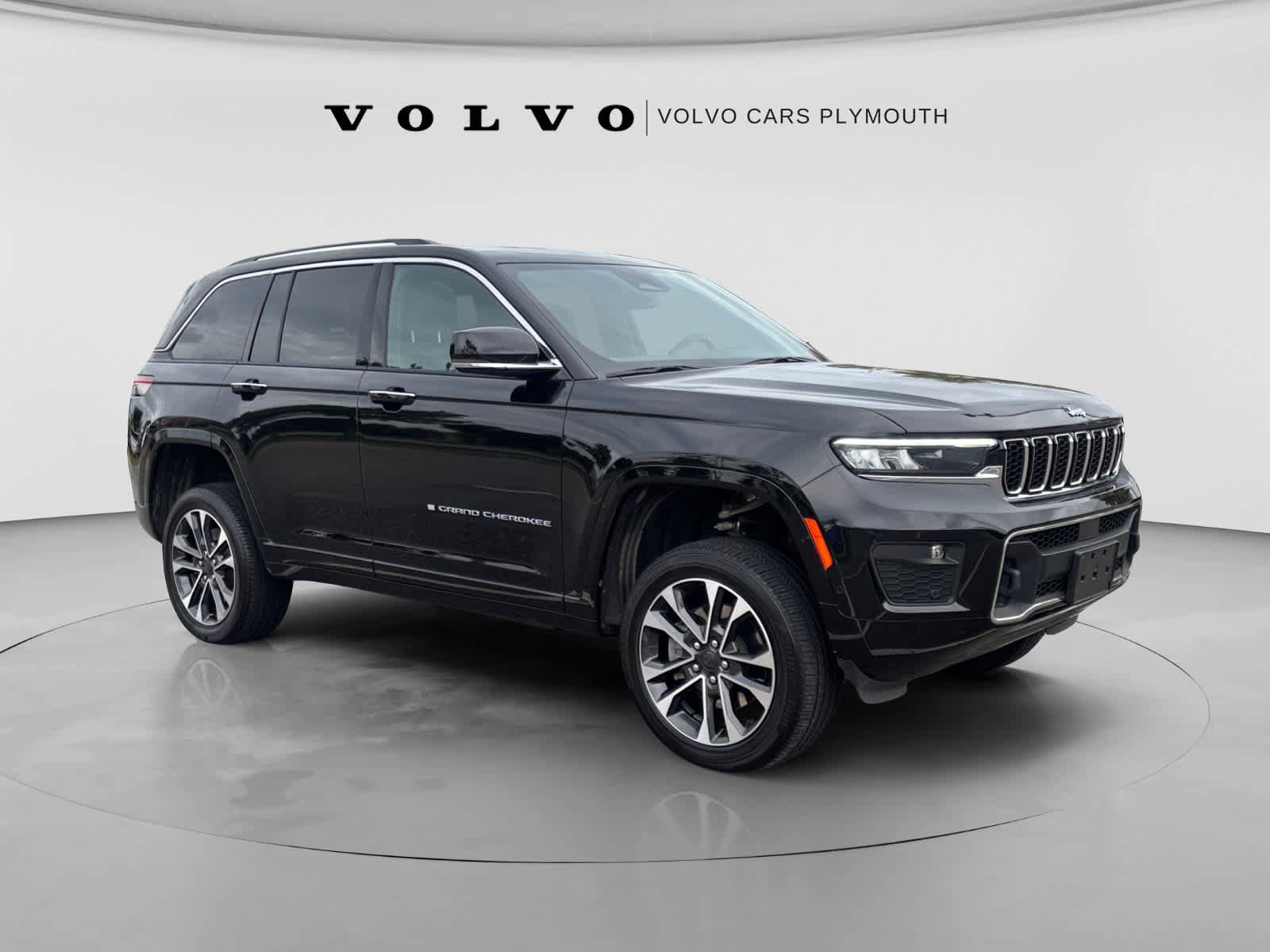 Used 2023 Jeep Grand Cherokee Overland