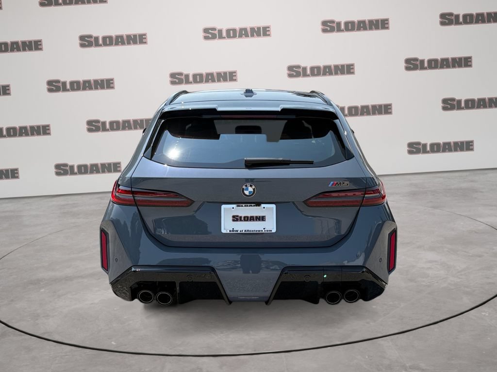 New 2027 BMW M5 Touring AWD/4WD image 4