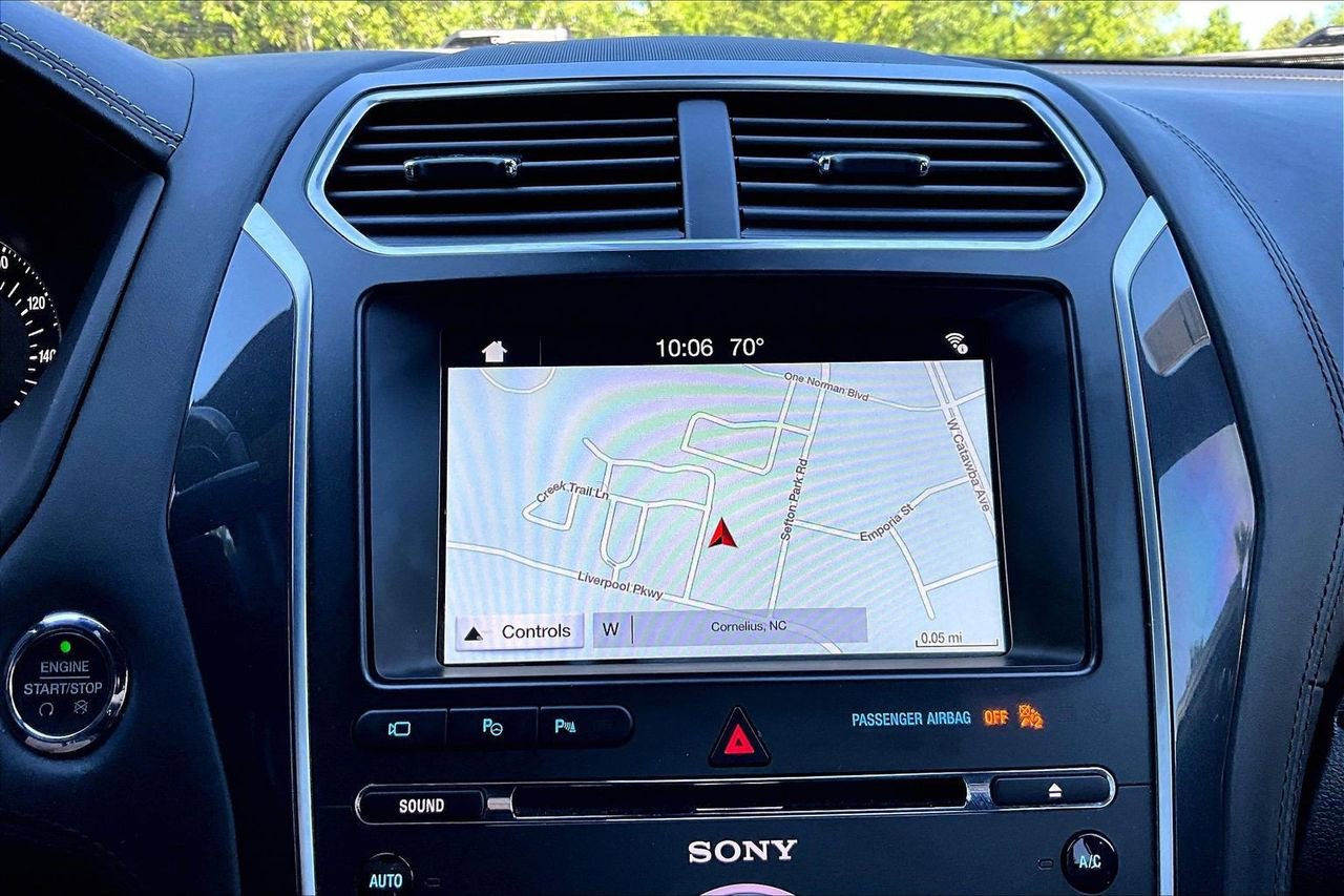 Used 2018 Ford Explorer Platinum AWD/4WD image 13