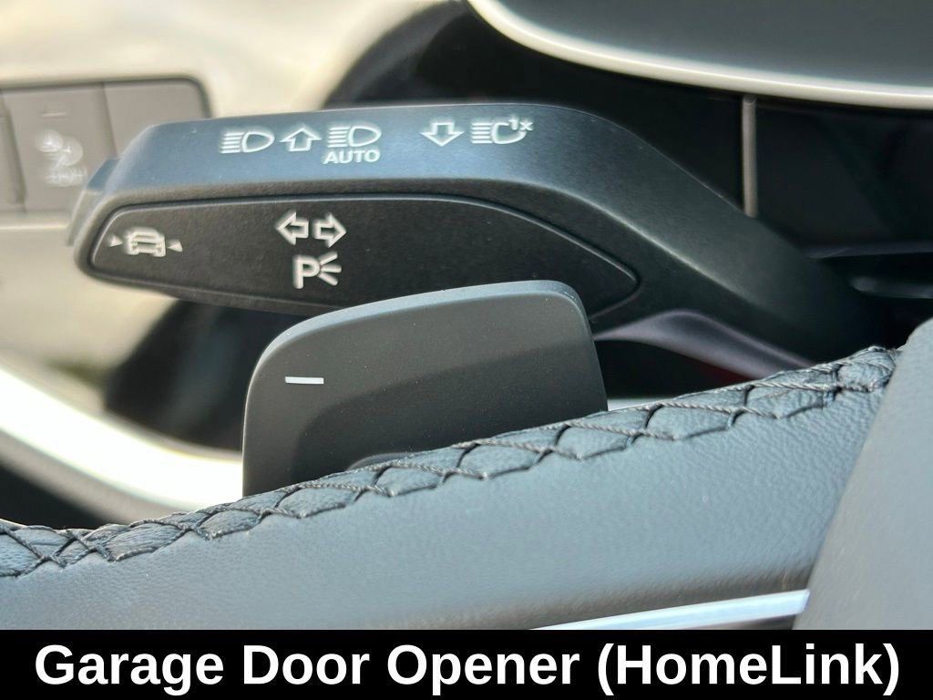 New 2025 Audi Q3 2.0T Premium w/ Convenience Package AWD/4WD image 19