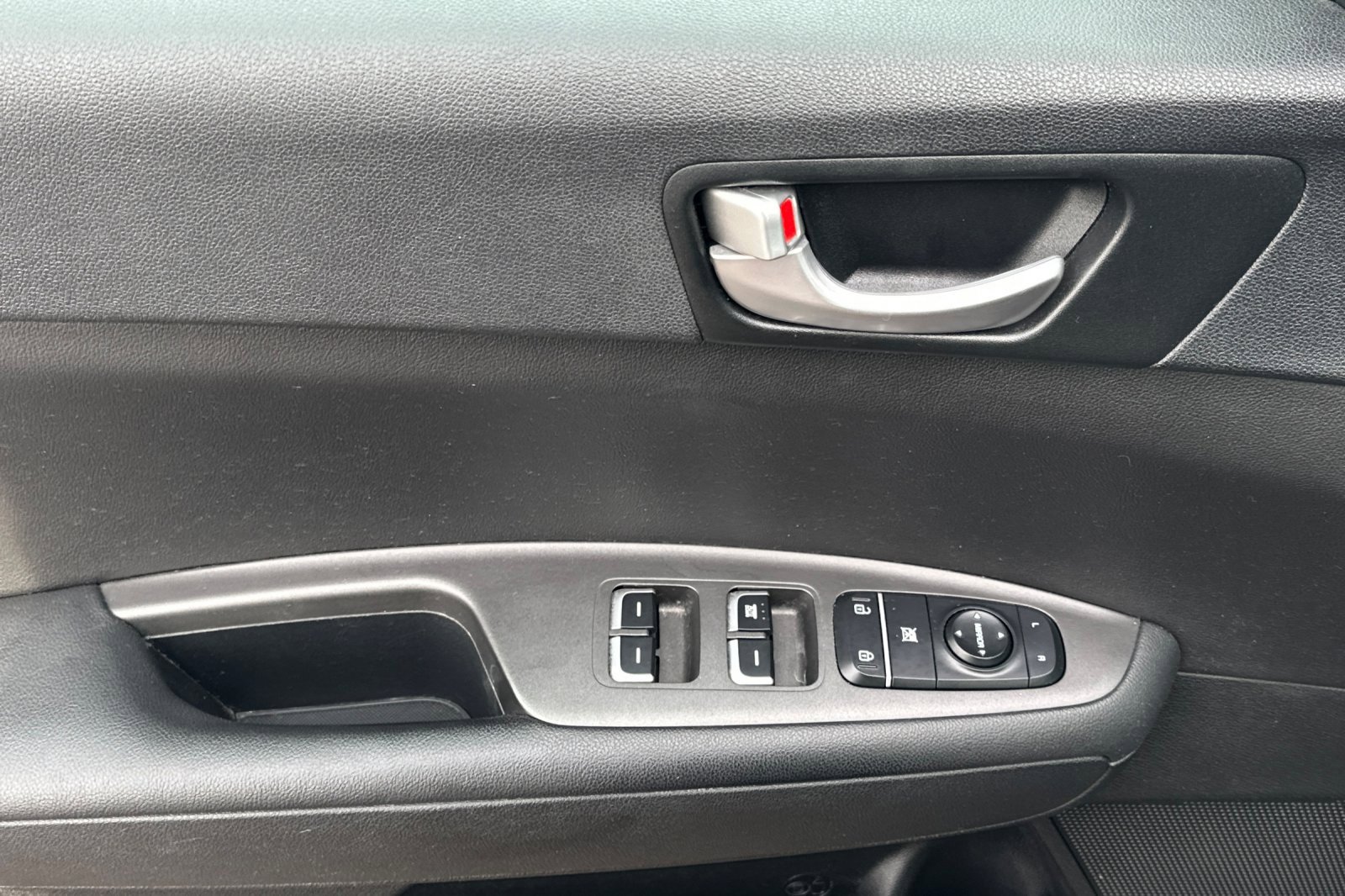 Used 2016 Kia Optima LX w/ Paint Protection Film Package image 11