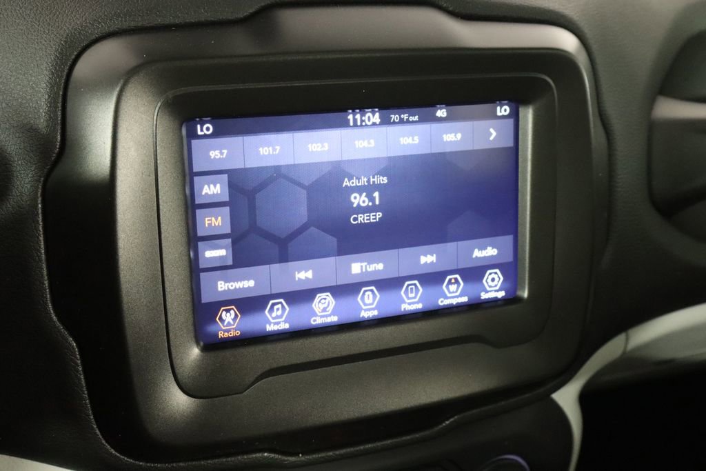 Used 2021 Jeep Renegade Latitude w/ Sun & Sound Group AWD/4WD image 29