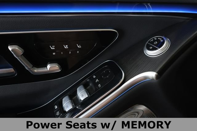 Used 2022 Mercedes-Benz S 580 4MATIC Sedan w/ AMG Line Package image 43
