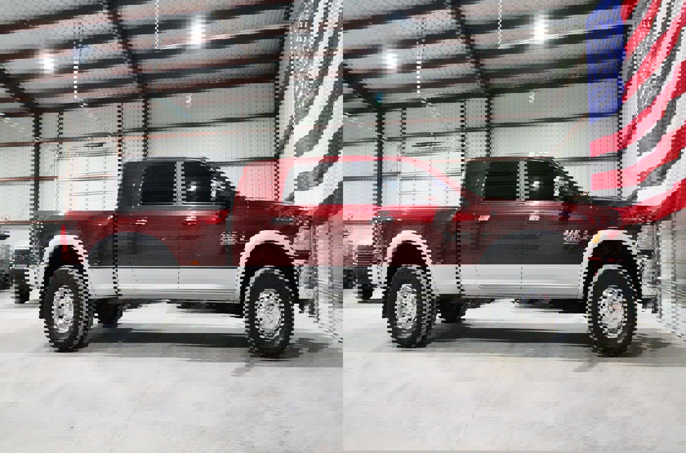 Used 2018 RAM 3500 Laramie image 14