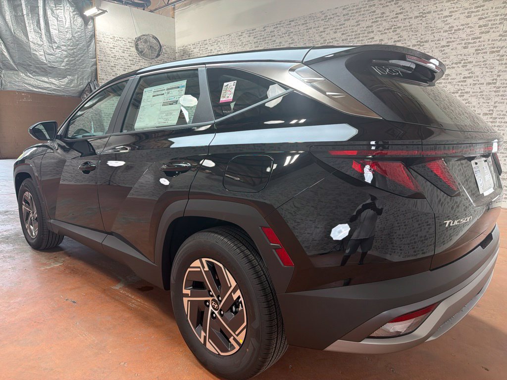 New 2026 Hyundai Tucson Blue SE FWD image 5