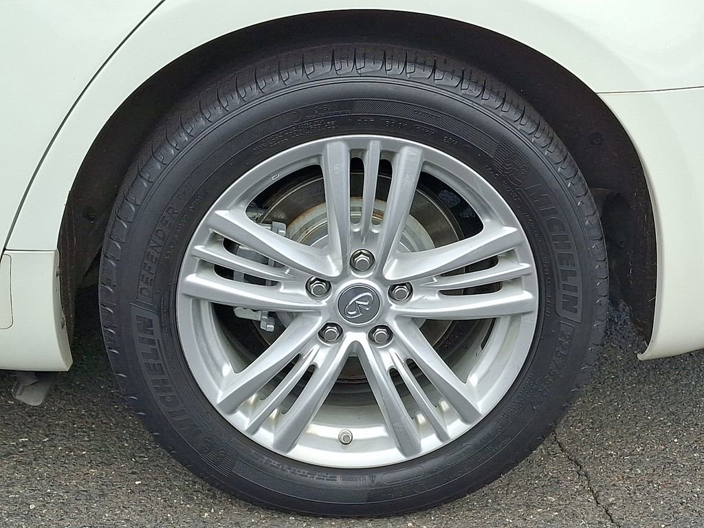 Used 2012 INFINITI G37 x Sedan w/ Premium Pkg AWD/4WD image 6