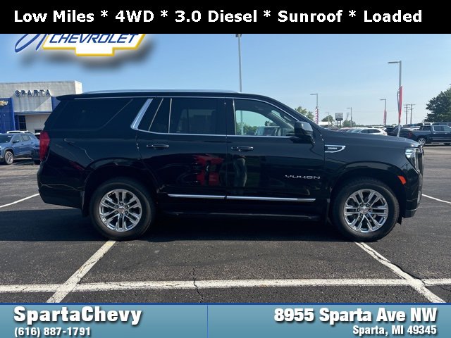 Used 2021 GMC Yukon SLT image 2