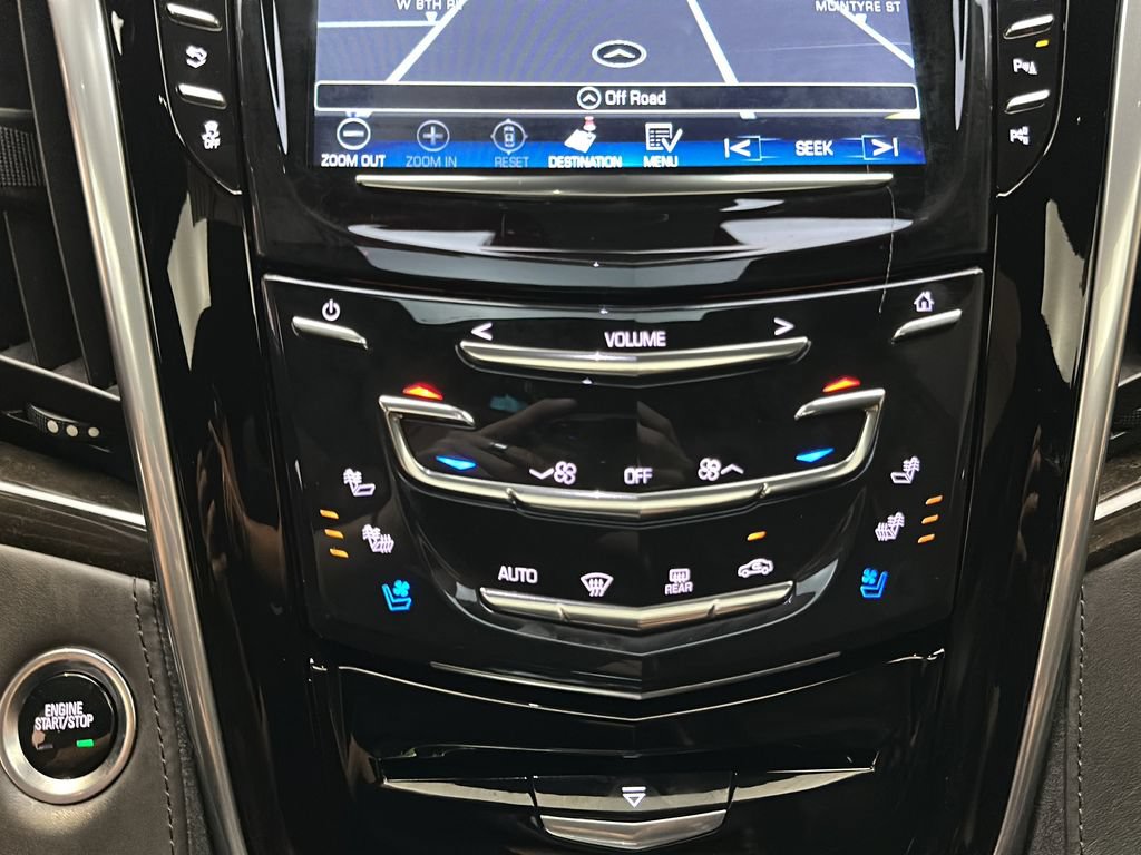 Used 2020 Cadillac Escalade Platinum AWD/4WD image 35