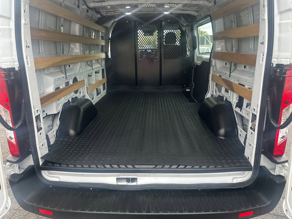 Used 2024 Ford Transit 250 Low Roof w/ Exterior Upgrade Package image 20