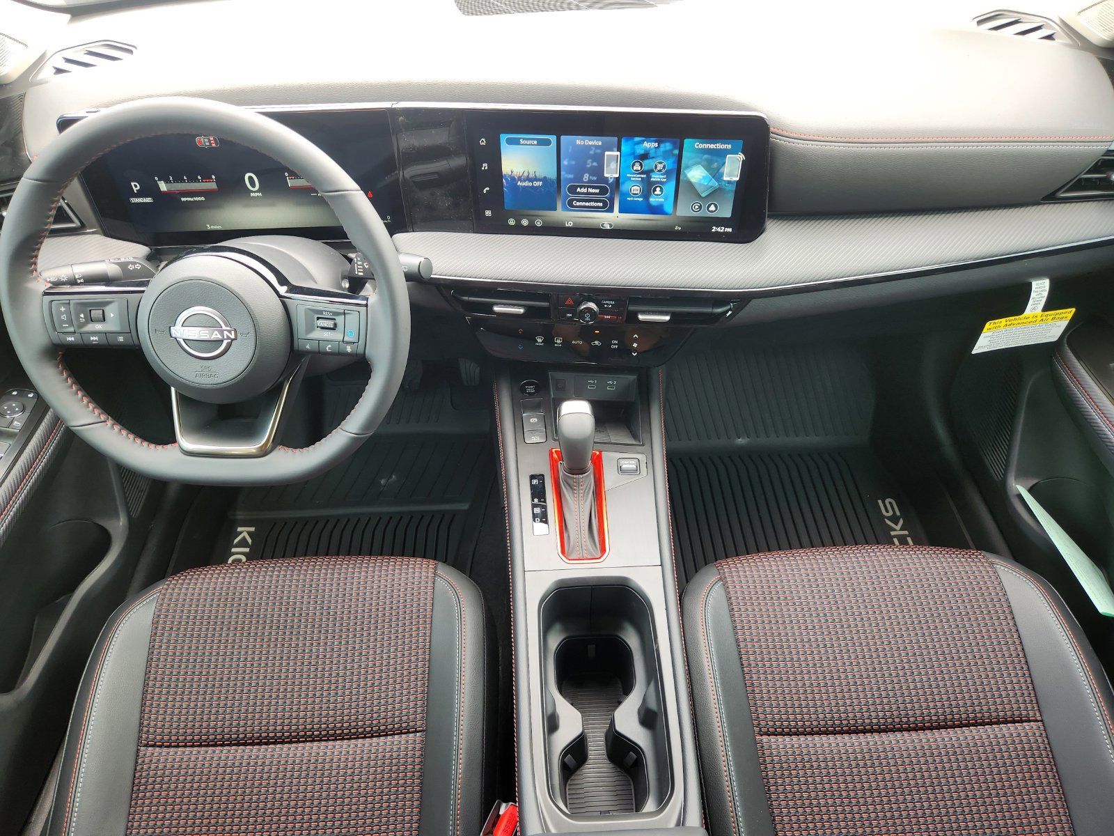 New 2026 Nissan Kicks SR AWD/4WD image 23