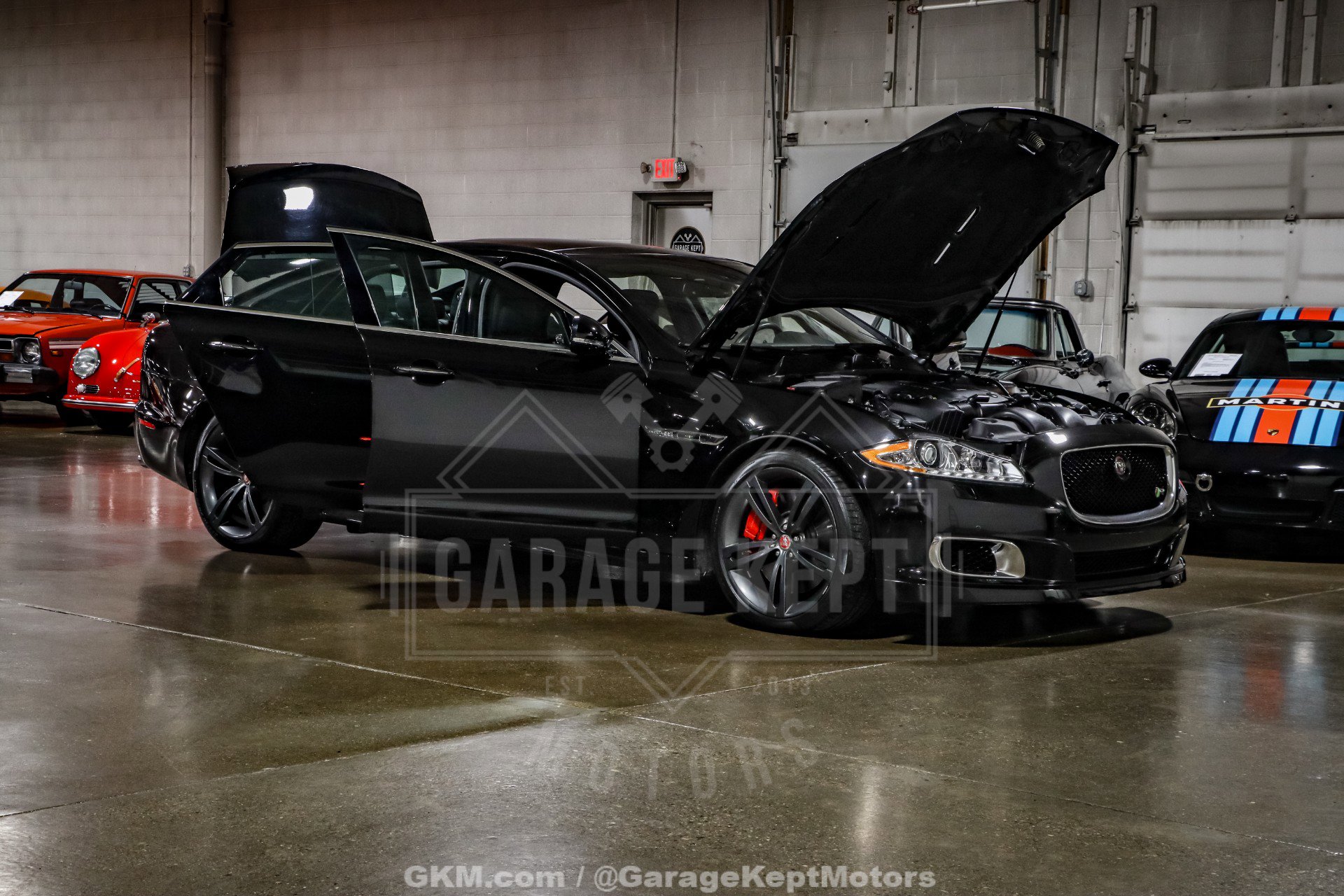 Used 2015 Jaguar XJ R LWB image 66