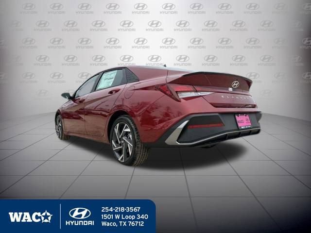 Used 2025 Hyundai Elantra Sport image 5