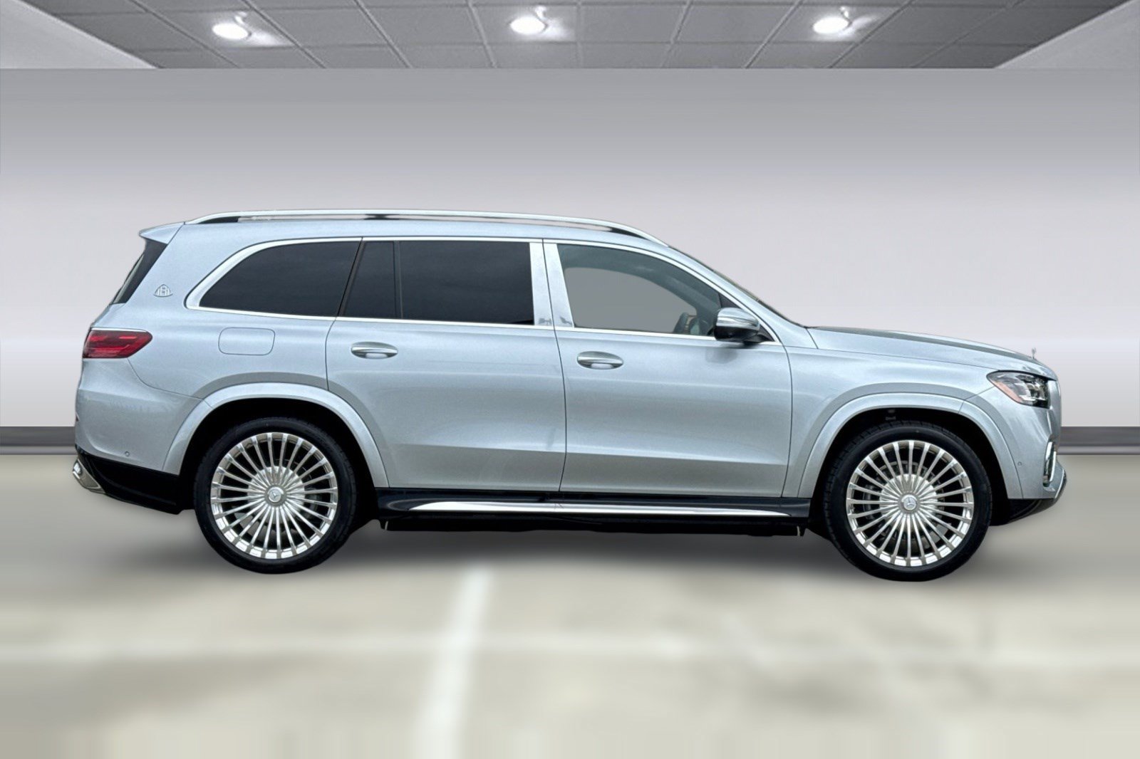 New 2026 Mercedes-Benz Maybach GLS 600 4MATIC image 8