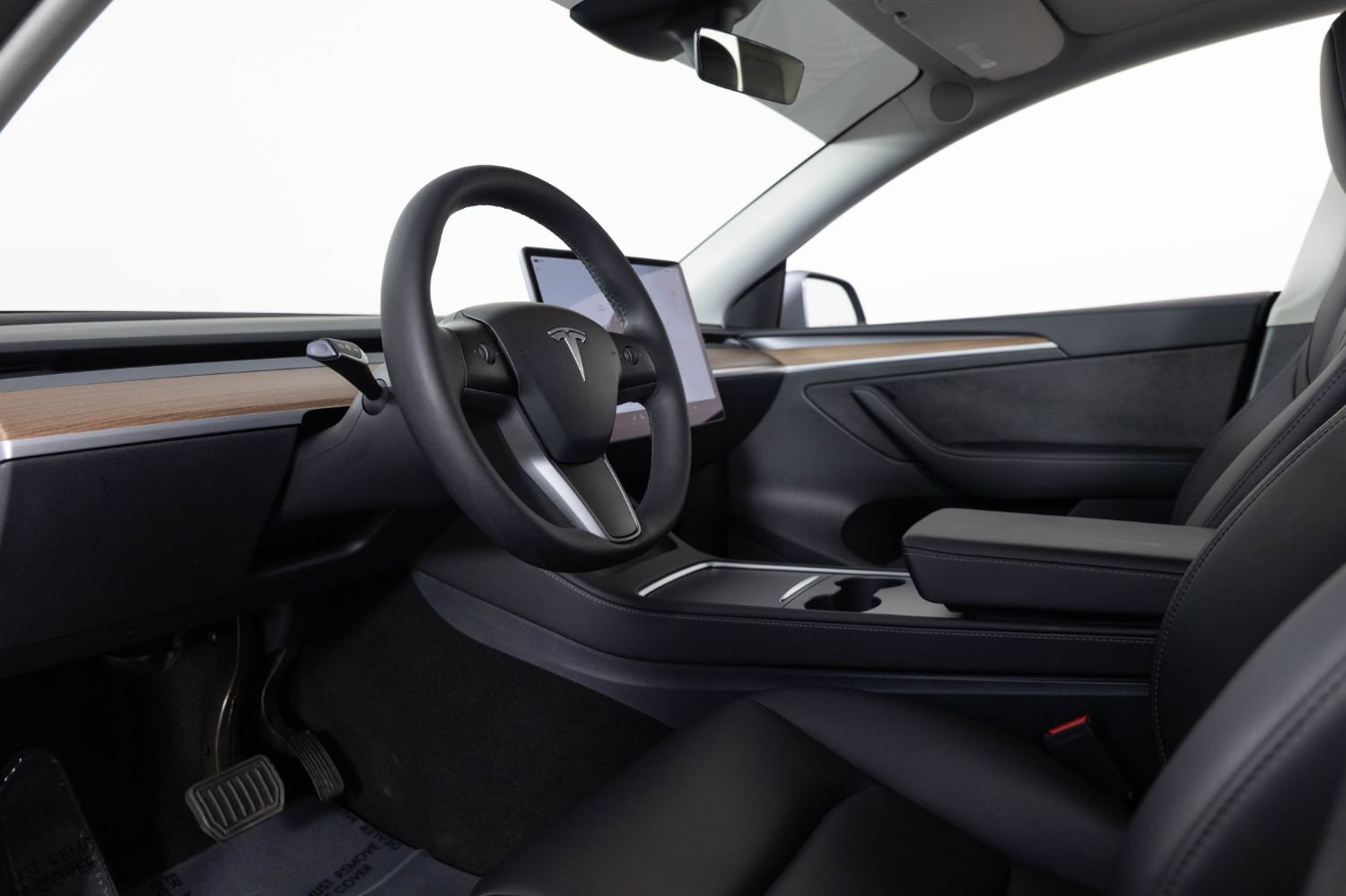 Used 2025 Tesla Model Y Long Range image 14