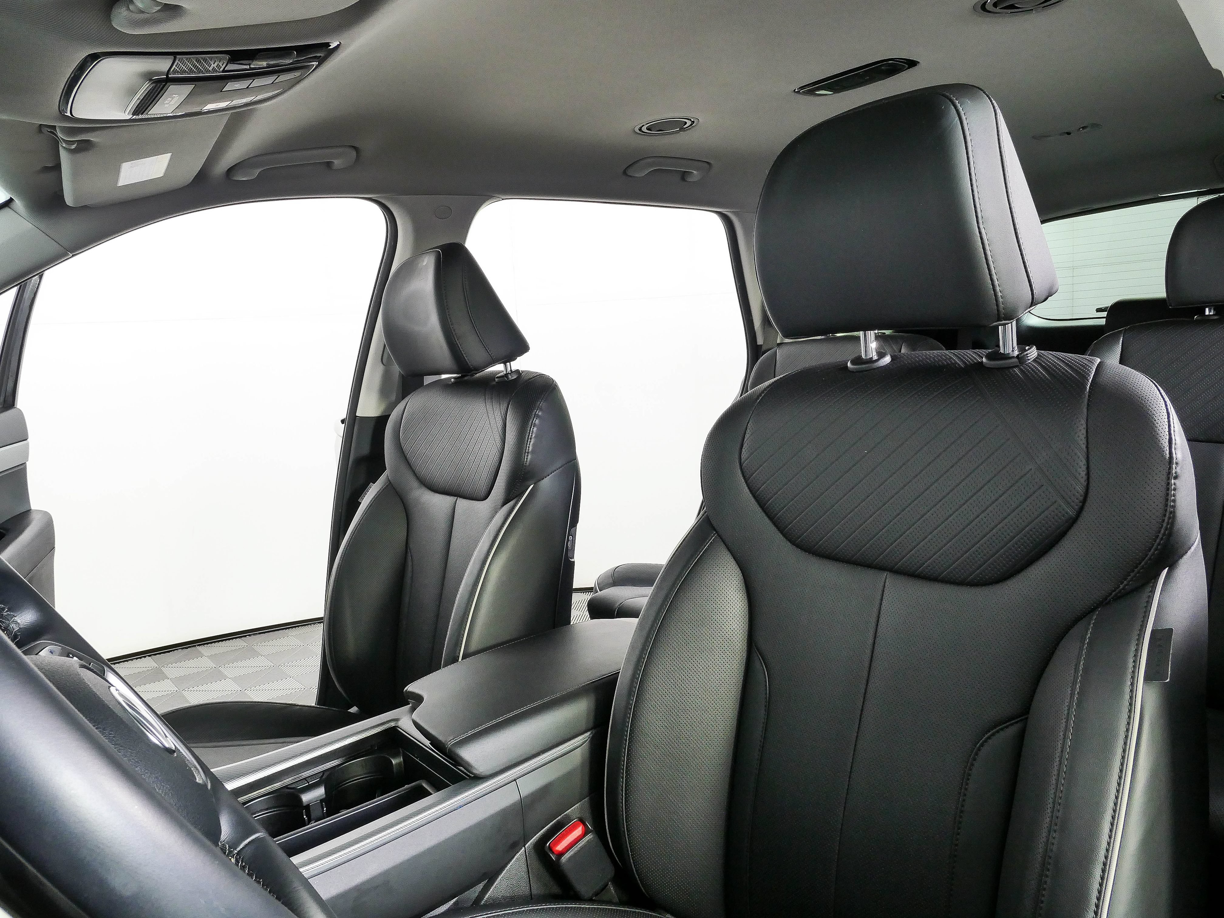 Used 2024 Hyundai Palisade SEL FWD image 7
