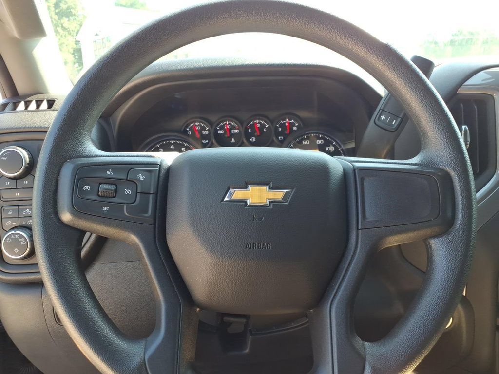 Used 2024 Chevrolet Silverado 2500 Custom w/ Custom Value Package AWD/4WD image 33