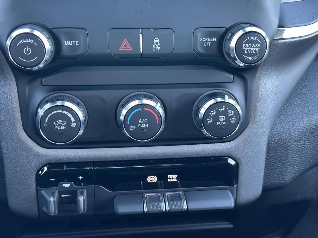 Used 2024 RAM 2500 Big Horn image 23