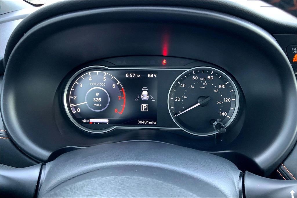 Used 2019 Nissan Kicks SR w/ SR Premium Package image 10