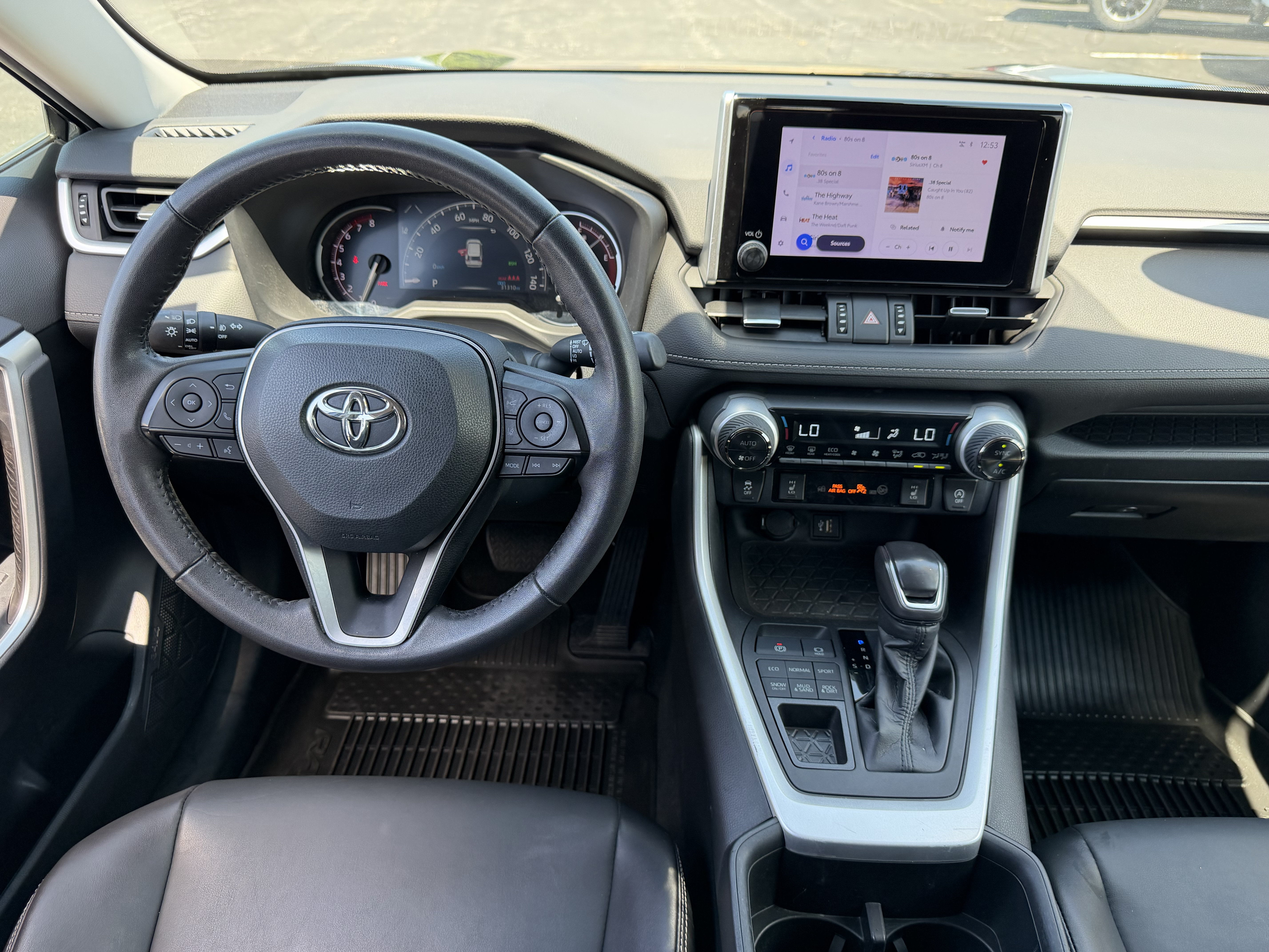 Used 2023 Toyota RAV4 XLE Premium AWD/4WD image 19