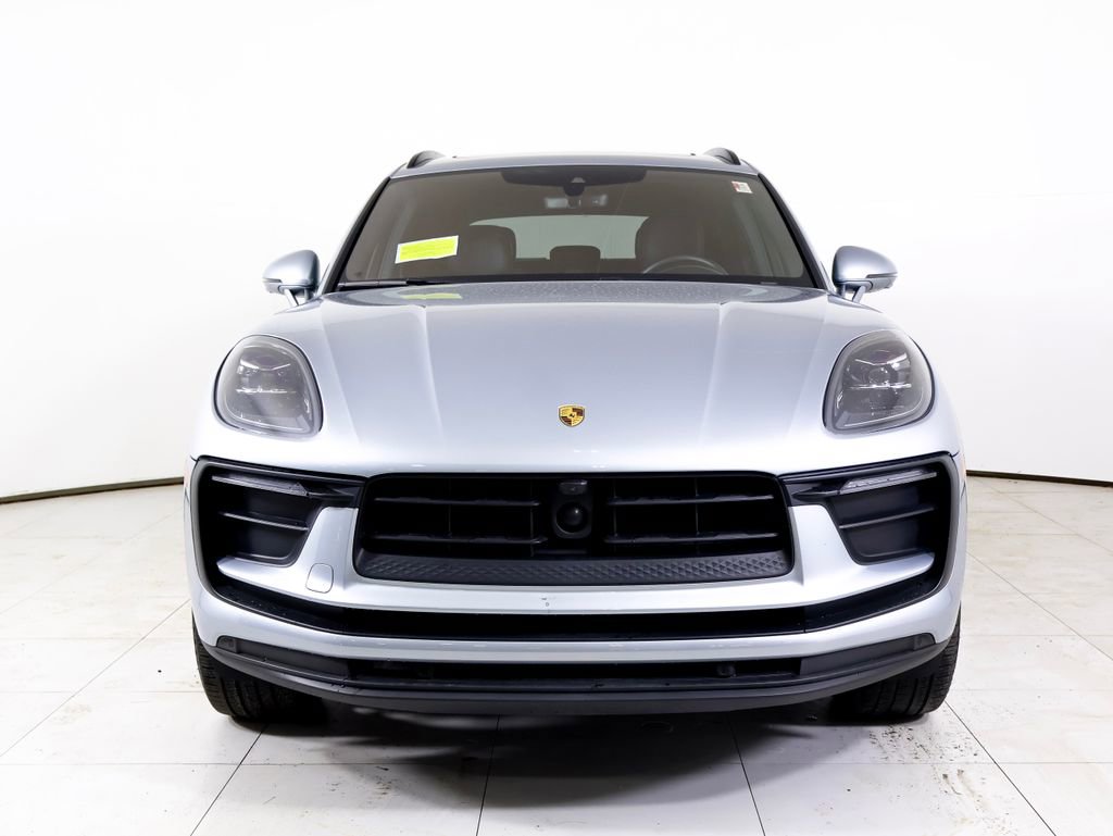 Certified 2024 Porsche Macan w/ Premium Plus Package image 30