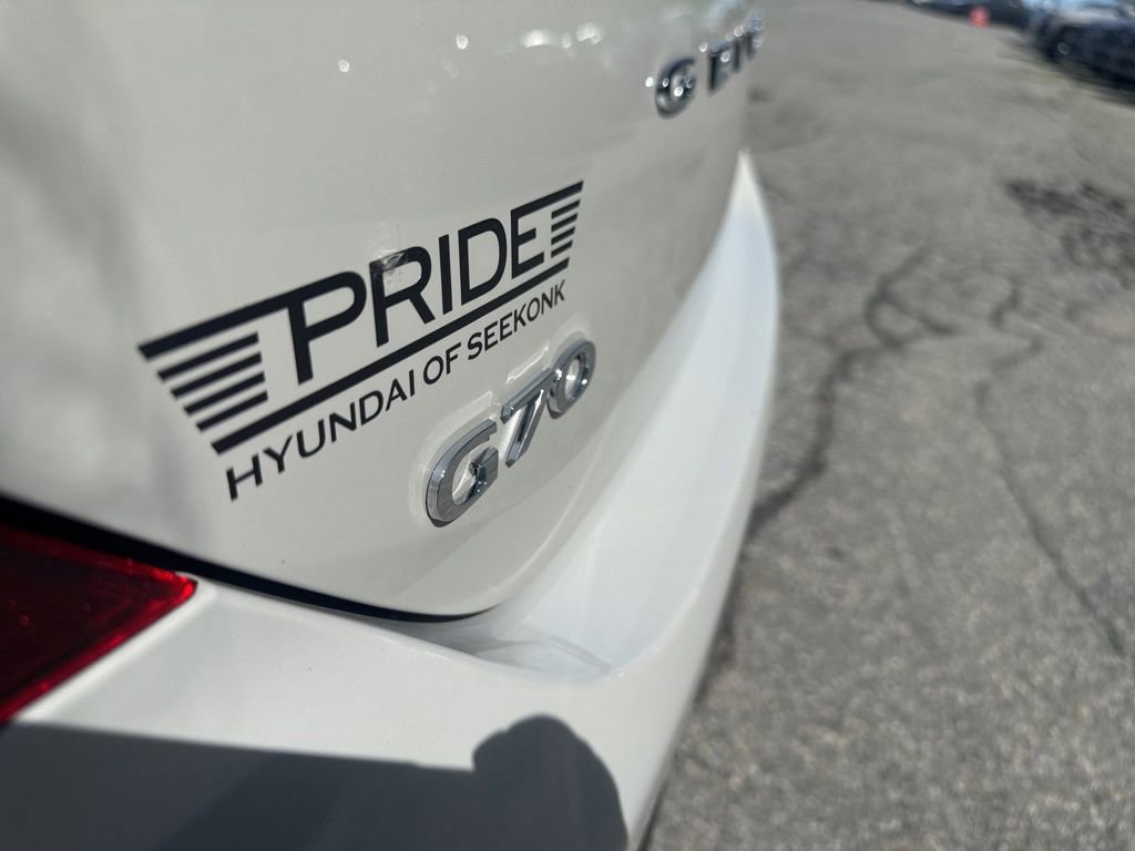 Used 2025 Genesis G70 2.5T AWD/4WD image 11