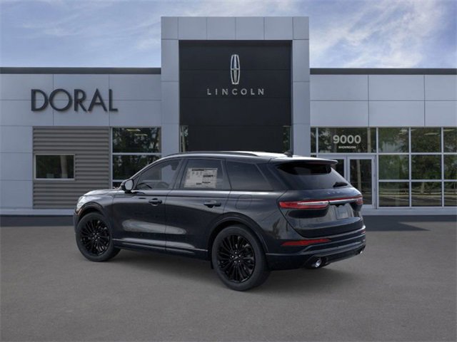 New 2026 Lincoln Corsair Premiere image 4