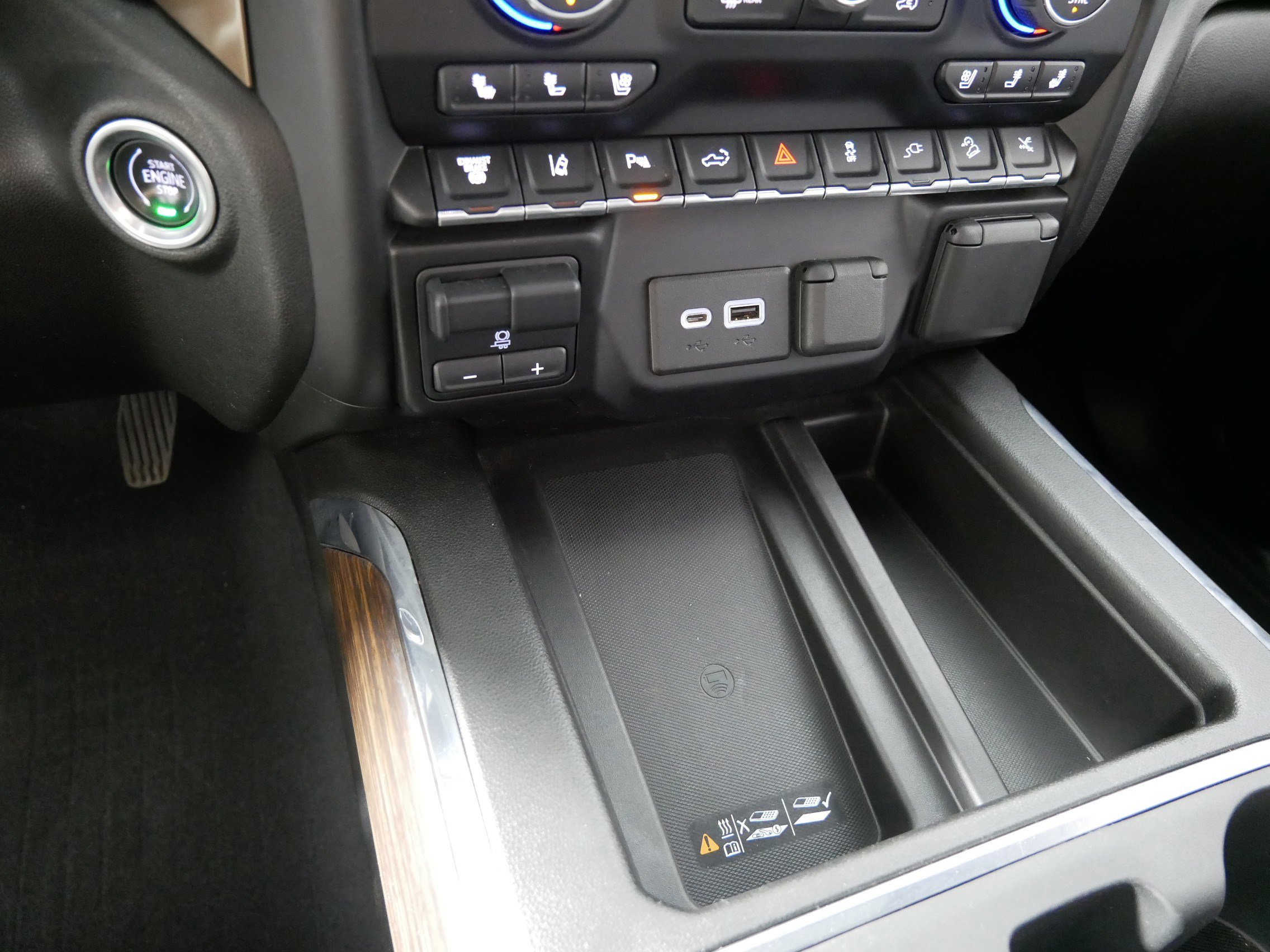 Used 2022 Chevrolet Silverado 3500 High Country w/ Z71 Off-Road Package image 30