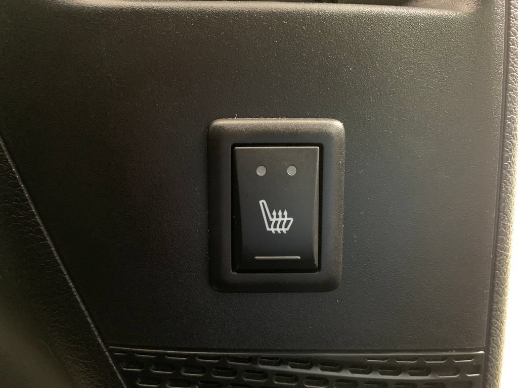 Used 2025 Chrysler Pacifica Limited FWD image 23
